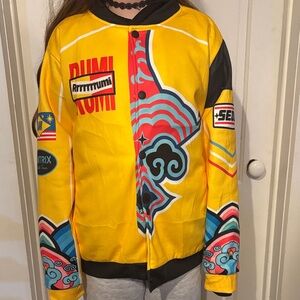 K-Pop yellow bomber jacket